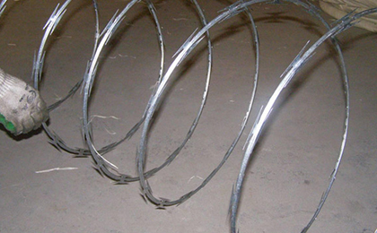 不銹鋼刀片刺繩 不銹鋼刀片刺繩